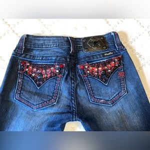 Miss me straight leg